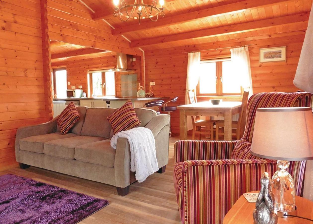 Mill Meadow Lodges Llanbister Buitenkant foto